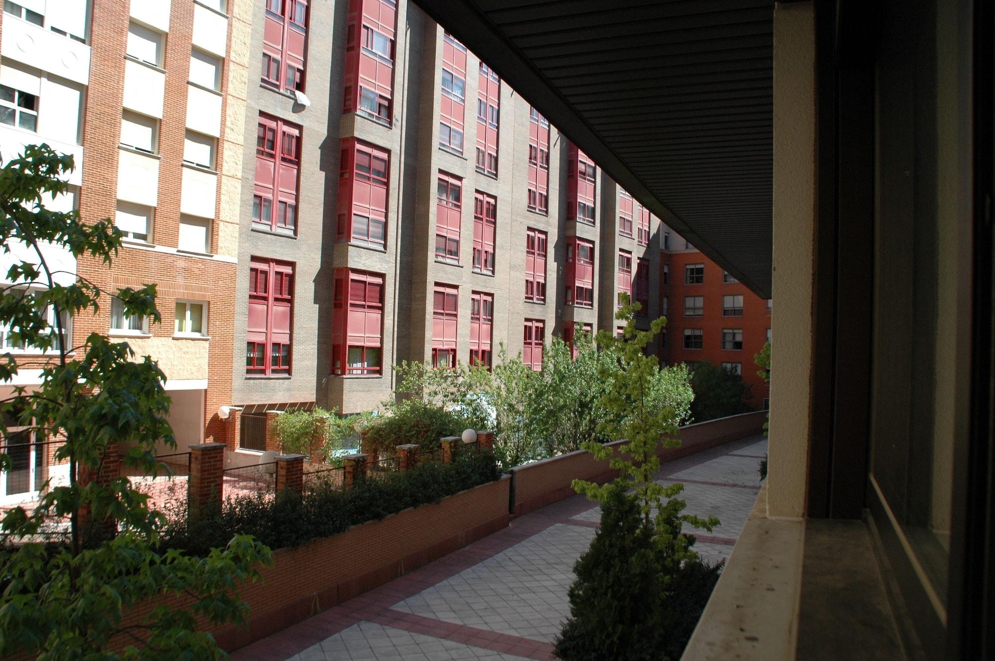Washington Parquesol Suites & Hotel Valladolid Exterior photo