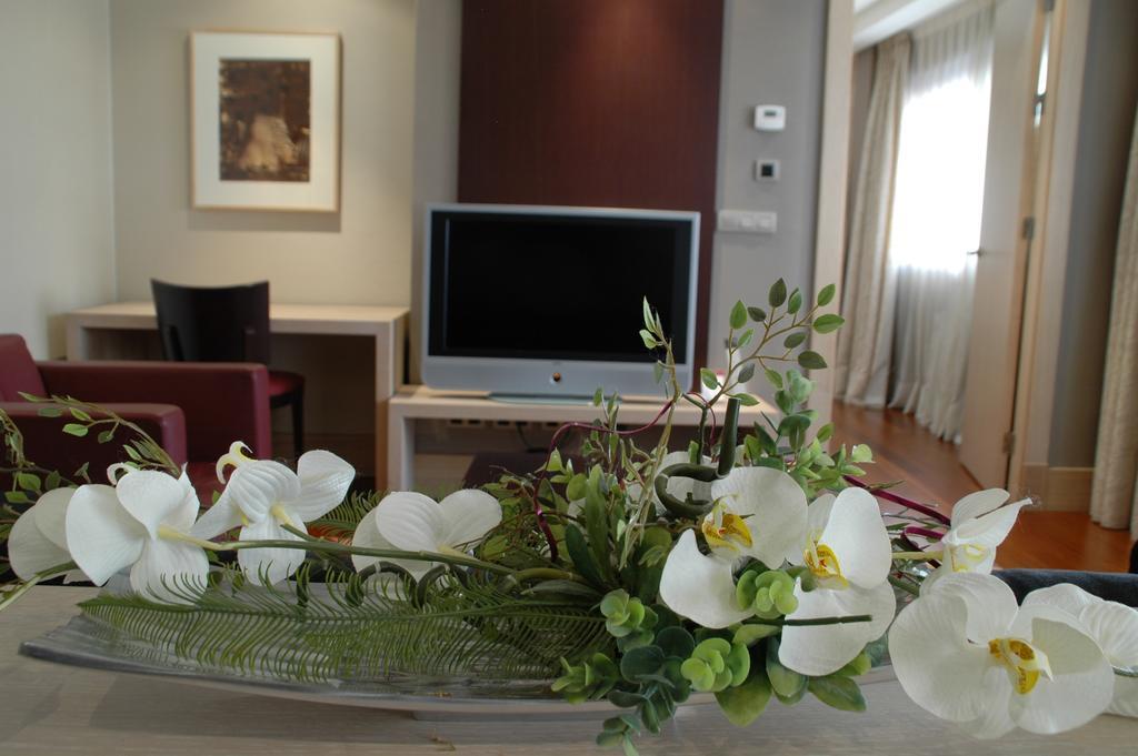Washington Parquesol Suites & Hotel Valladolid Exterior photo